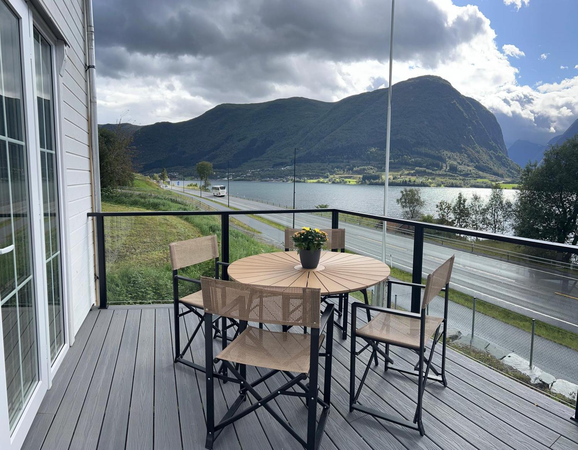 Husslattene Apartments With Terrace Skei  Exterior photo